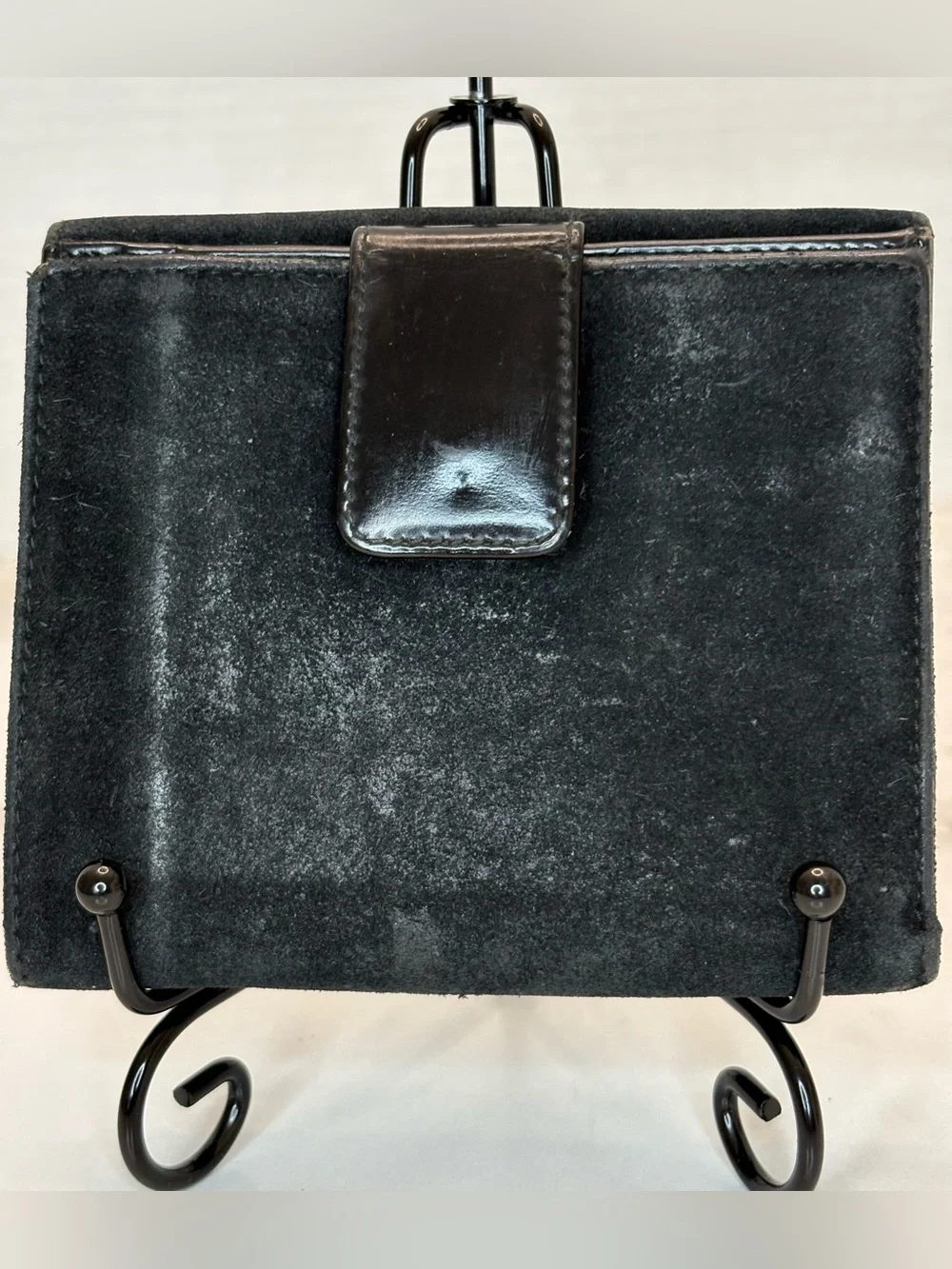 Gucci Embossed GG Black Suede Leather Bifold Compact Wallet - Picture 3 of 10